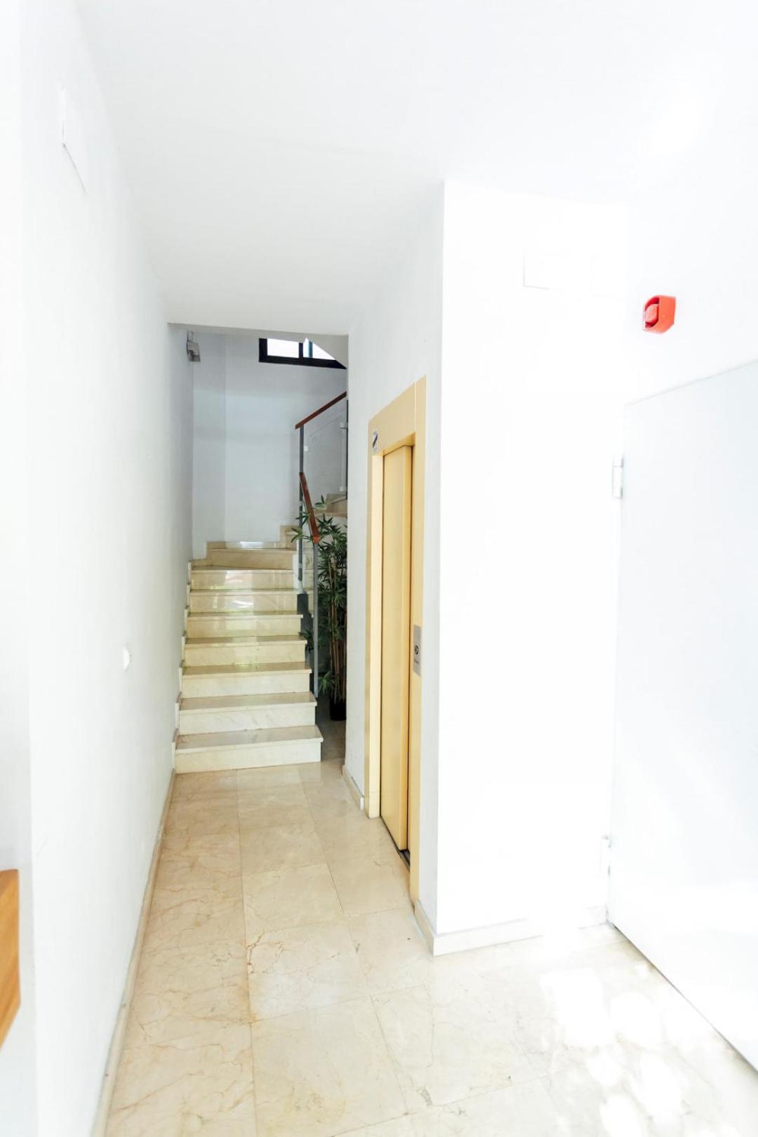 Minty Stay 3Bd Apartment - Triana إشبيلية المظهر الخارجي الصورة